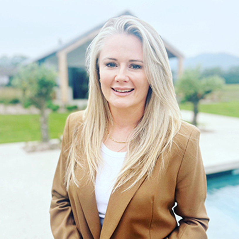 celina-gregory-1 Celina Gregory